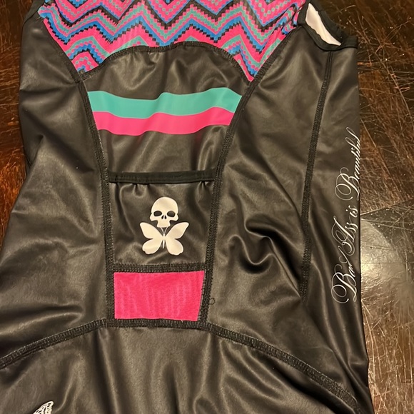 ππ²β’ ππ
π Betty Designs x BADDIE VIBESππ
π - Picture 15 of 16